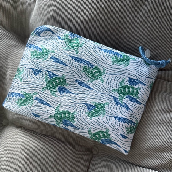 Reyn Spooner x United First Class Amenity Pouch NWT - Picture 2 of 3